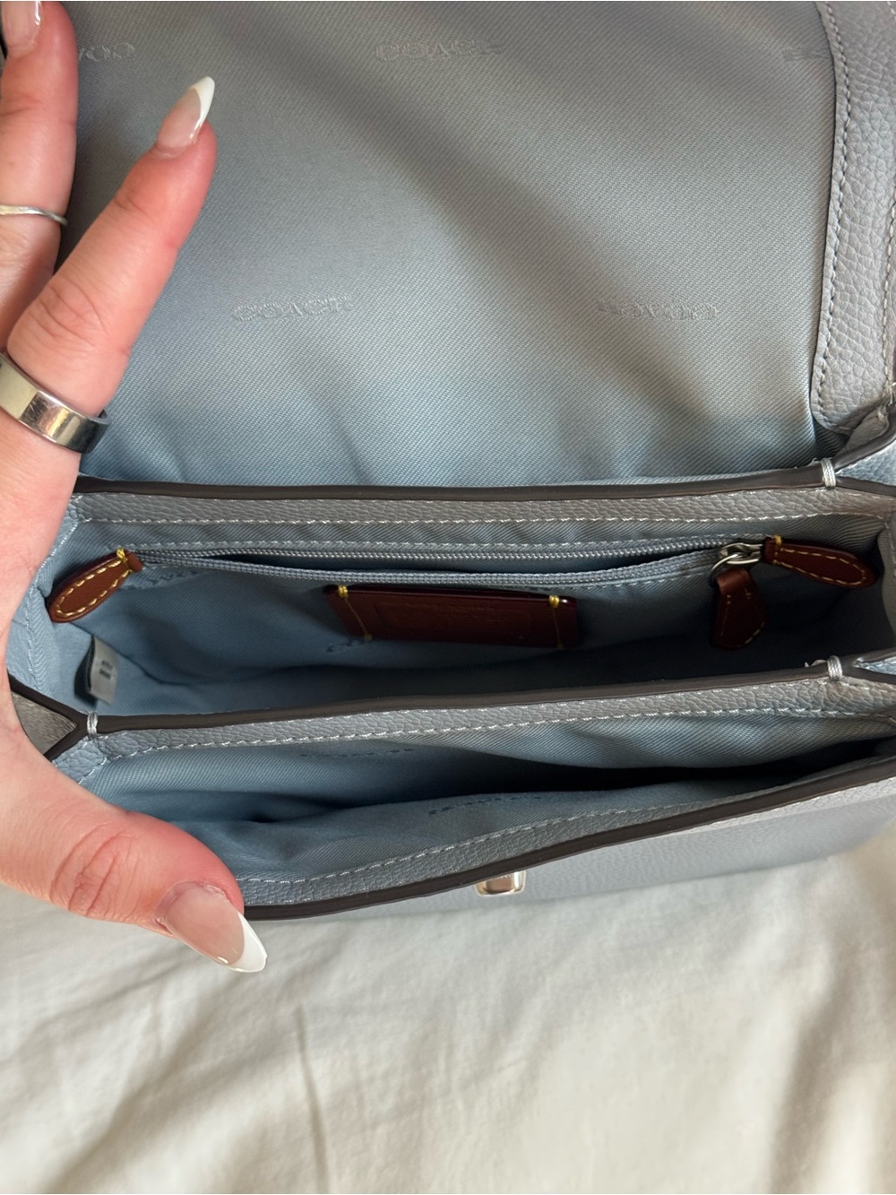 Coach Cassie Crossbody 19 bag - Picture 11 of 13